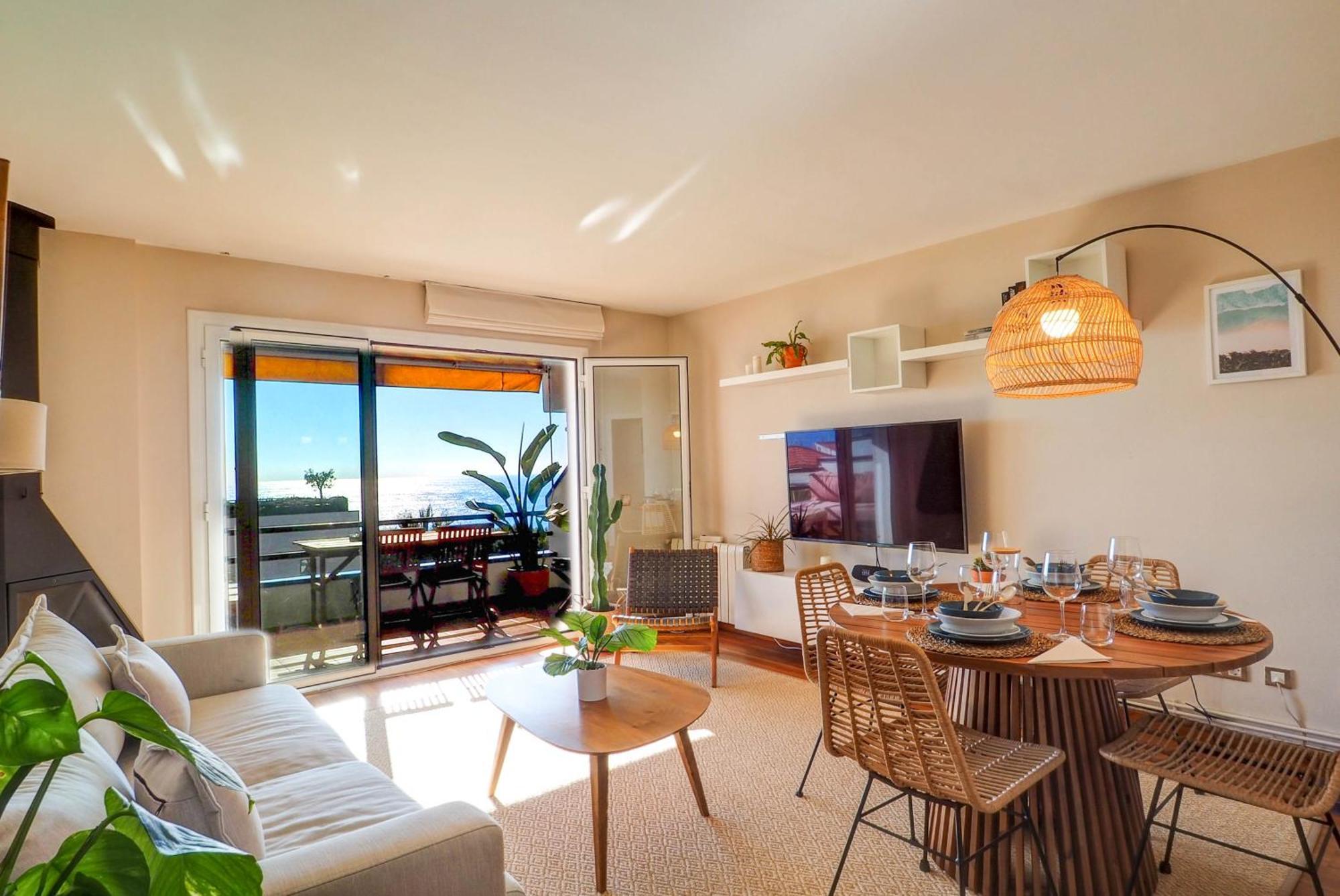 Balmins Surf By Hello Homes Sitges Bagian luar foto