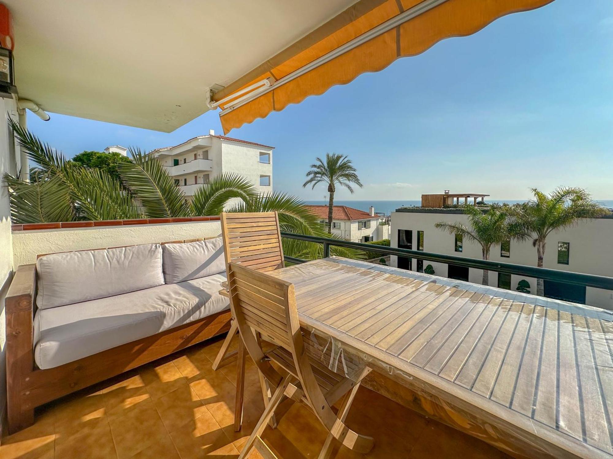 Balmins Surf By Hello Homes Sitges Bagian luar foto
